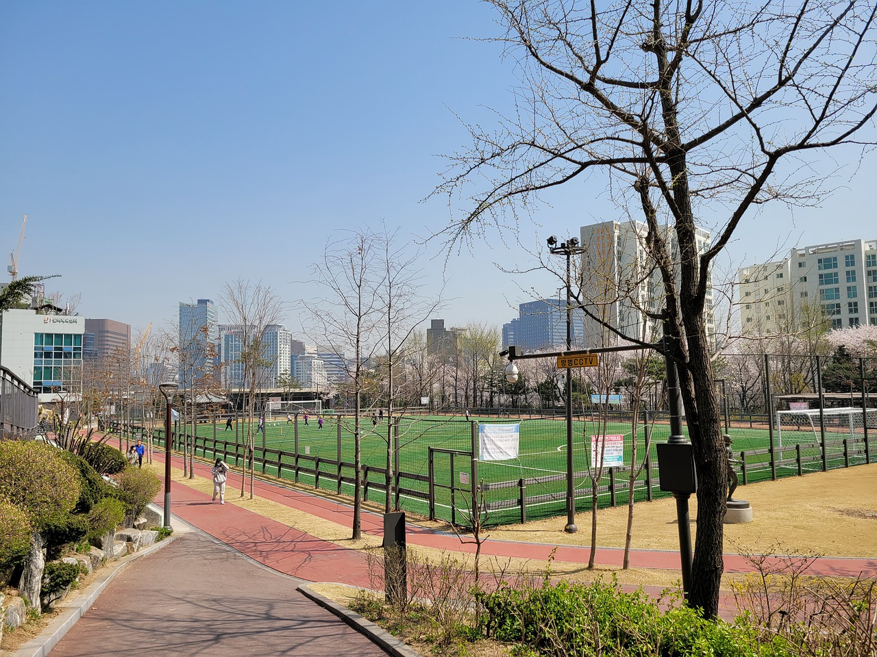 土球員也陸 土球員也陸